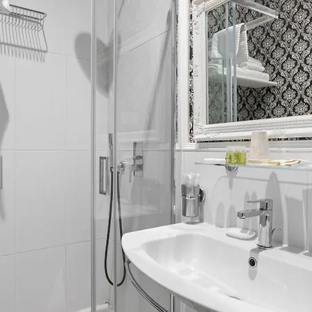 Ghr Navona 4* Rzym