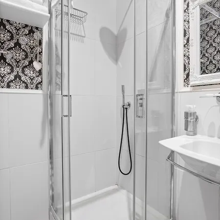 Ghr Navona Pensjonat 4*